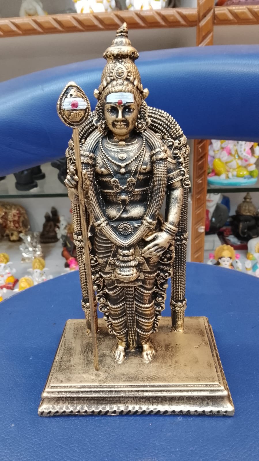 Idols & Statues 2