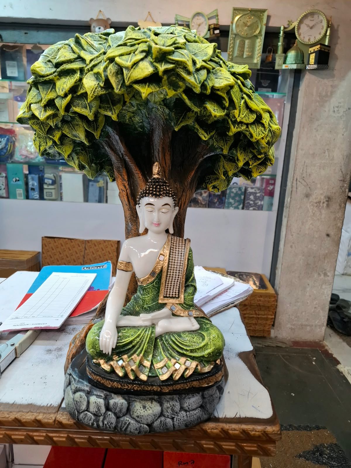 Idols & Statues 9