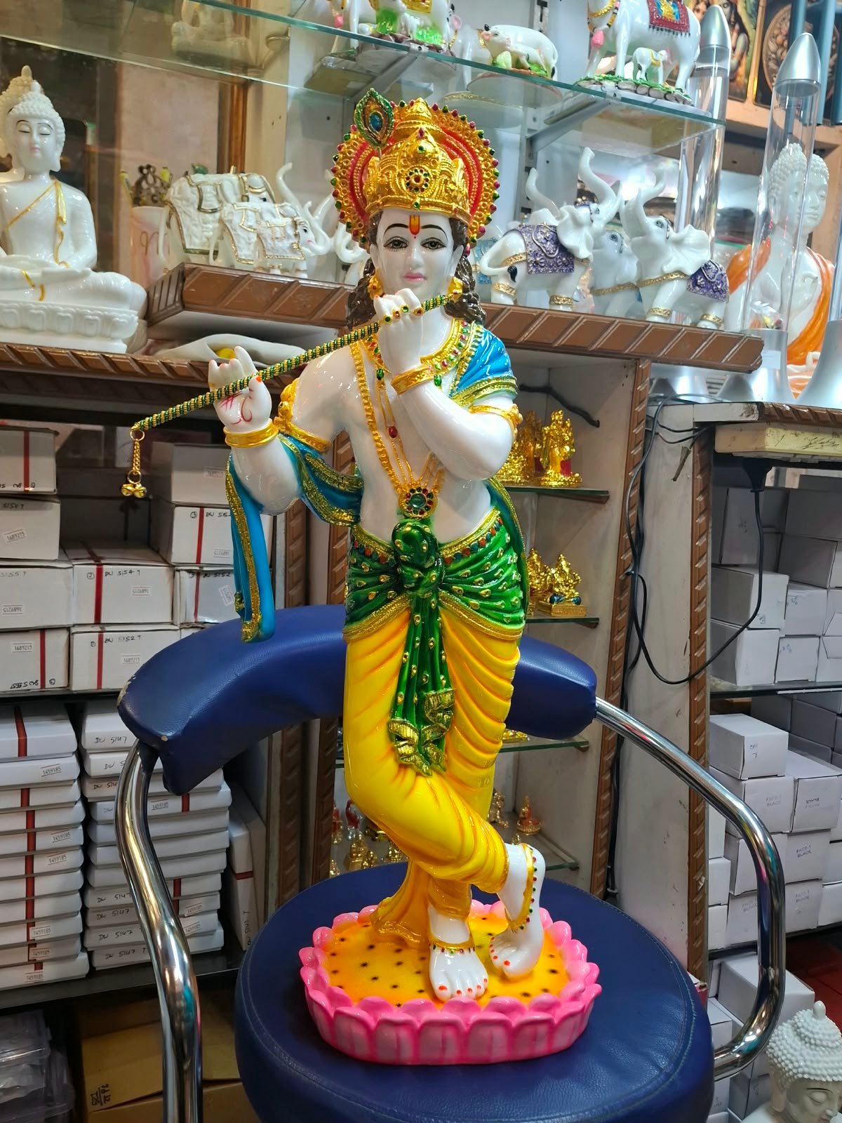 Idols & Statues 27
