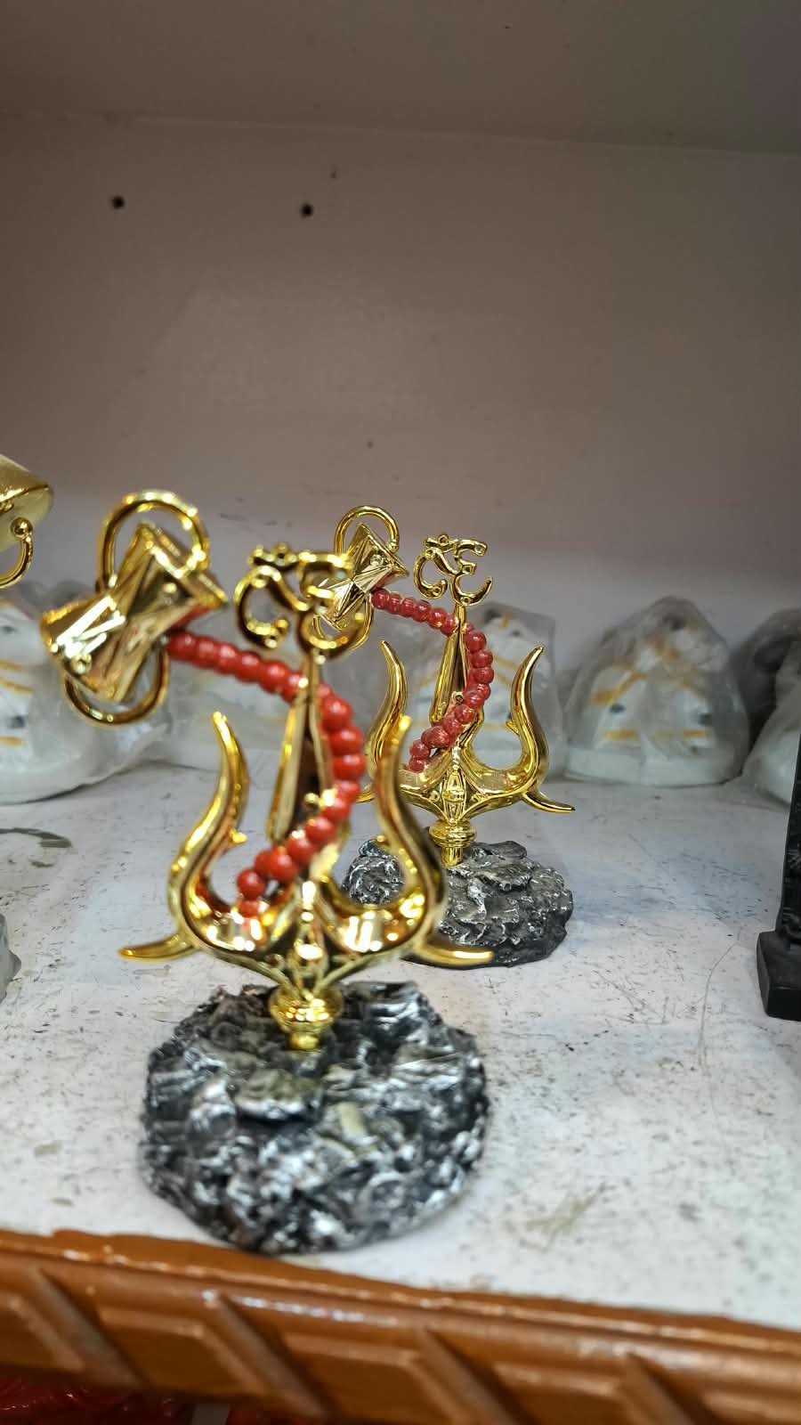 Showpieces 1