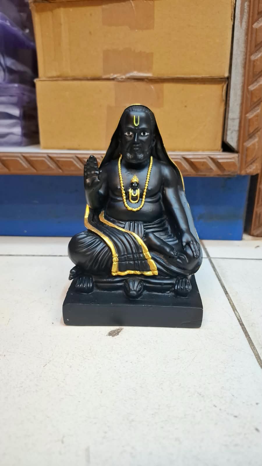 Idols & Statues 46